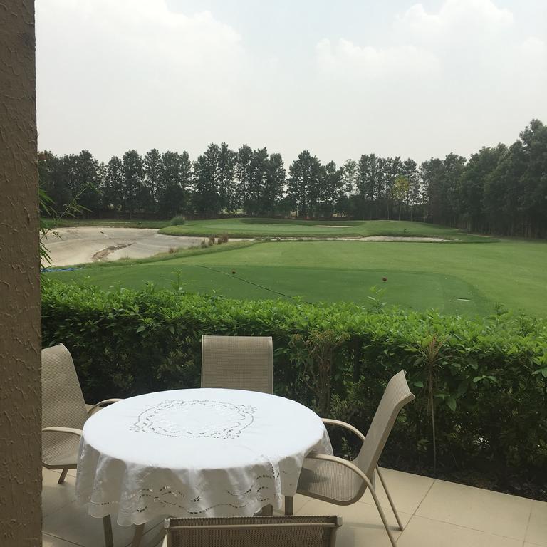 Villa At Tarudhan Valley Golf Resort Manesar Dış mekan fotoğraf